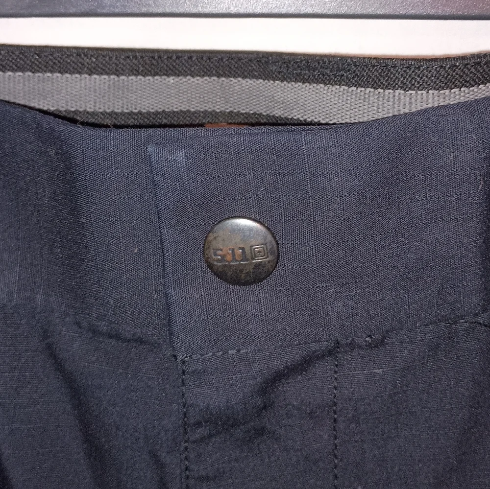Mens' 5.11 Tactical Black Ripstop Pants Slacks Size 39 x 30.75